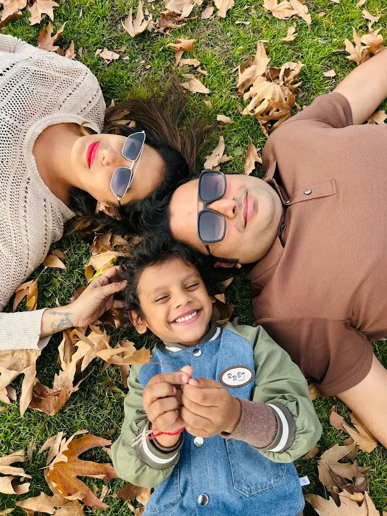 Family trip in Kashmir with sightseeing and activities